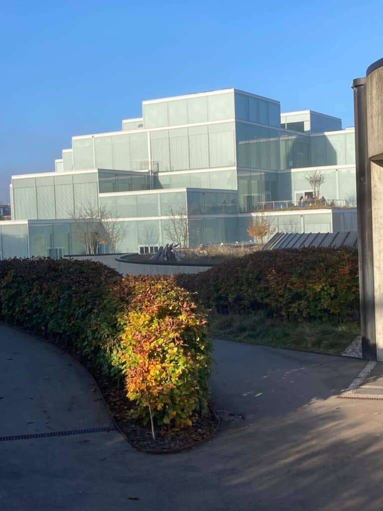 Glasbau